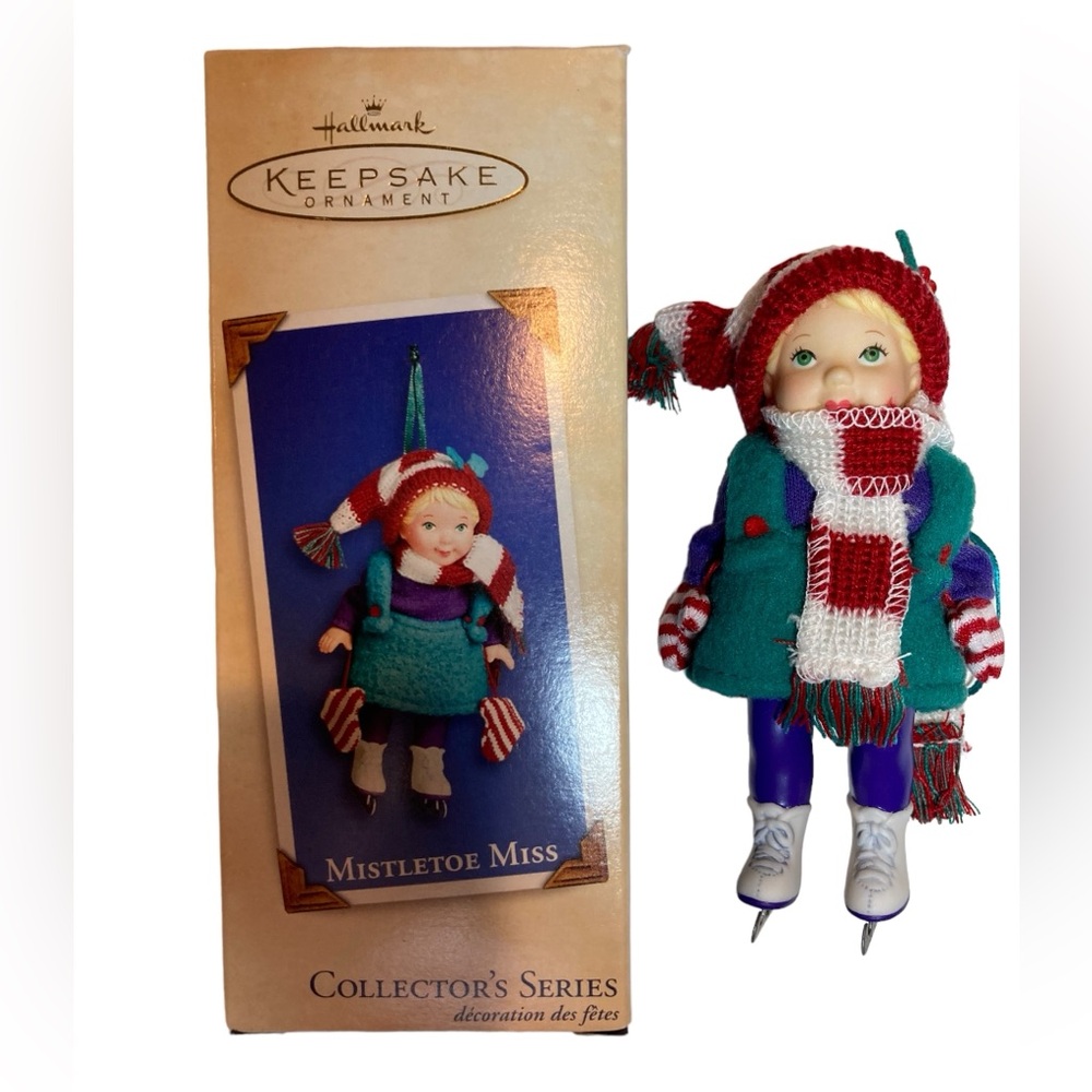 Hallmark‎ Keepsake Ornament 2002 Mistletoe Miss #2. Box Memory Card. Nina Aube